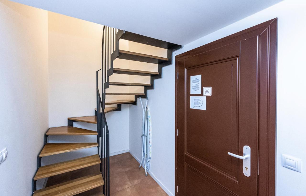 Legerova Apartments Praag Buitenkant foto