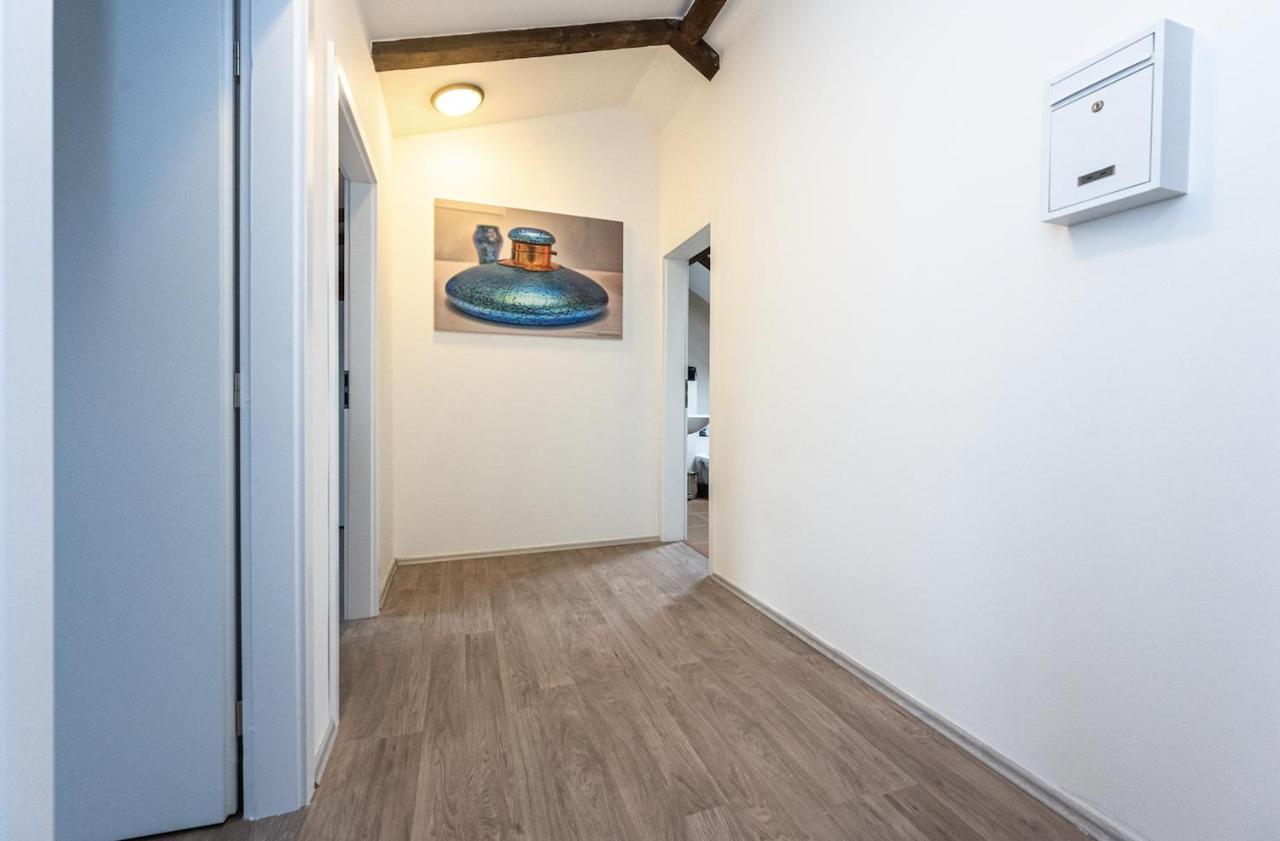 Legerova Apartments Praag Buitenkant foto